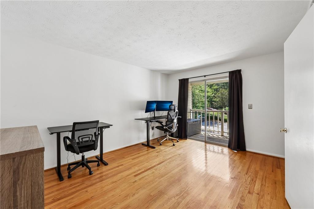 1608 Glenleaf Drive