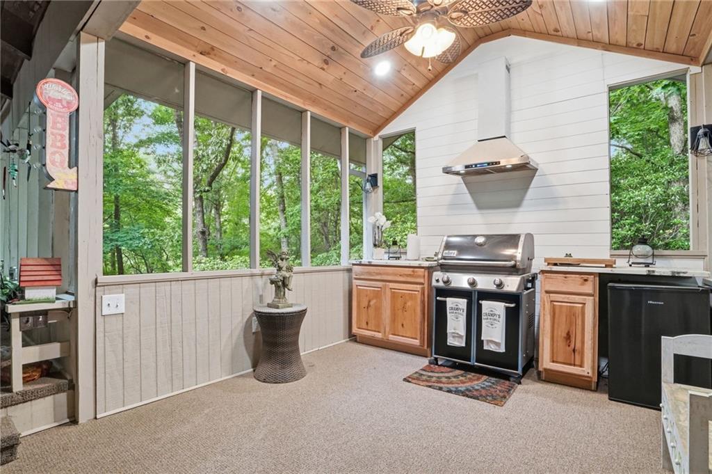 988 Woodland