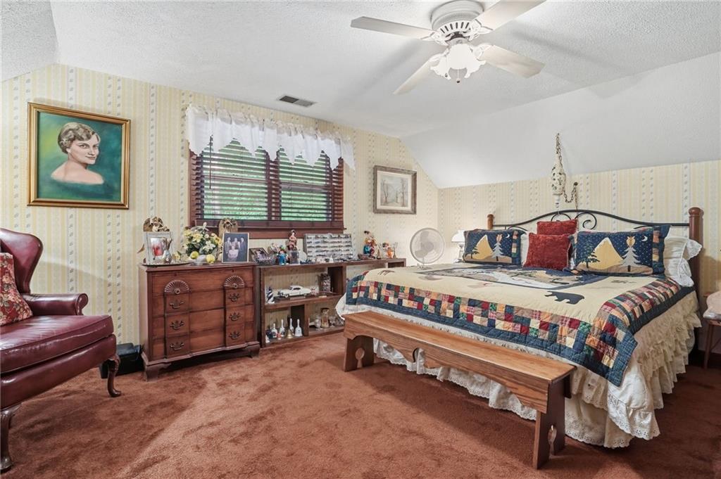 988 Woodland