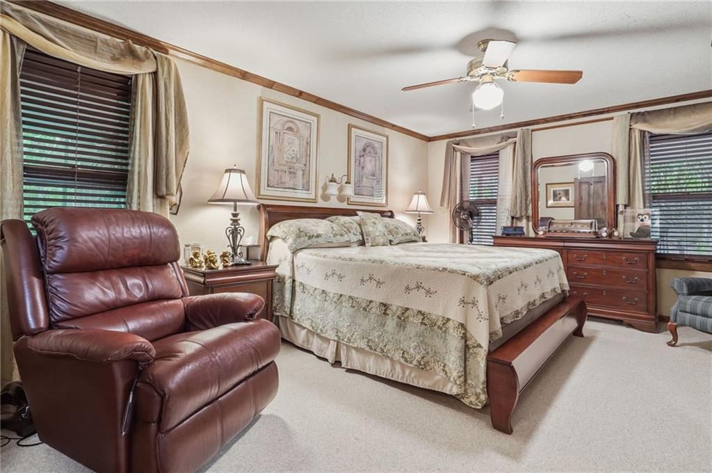 988 Woodland