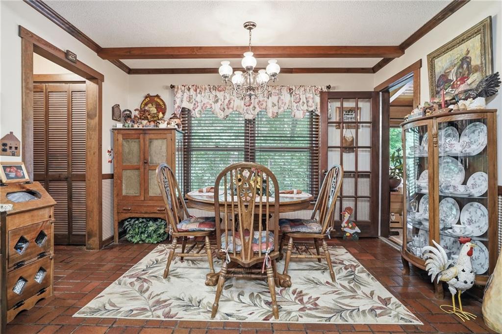 988 Woodland