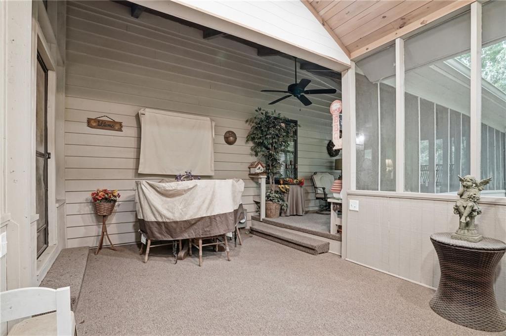 988 Woodland