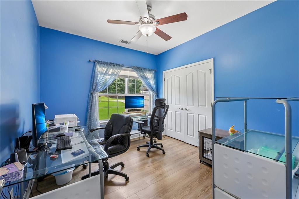 3576 Phoenix Cove Drive