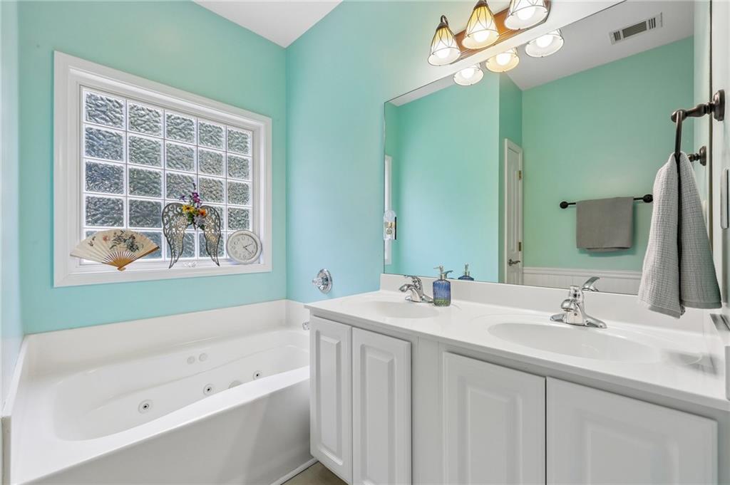 3576 Phoenix Cove Drive
