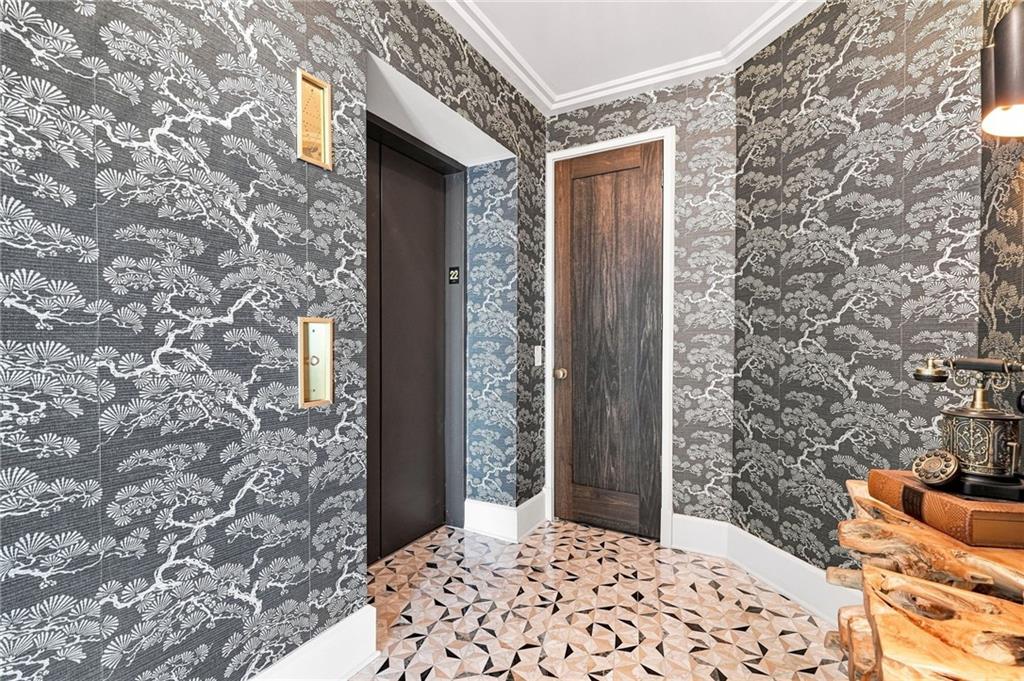 750 Park Avenue NE Unit 22W