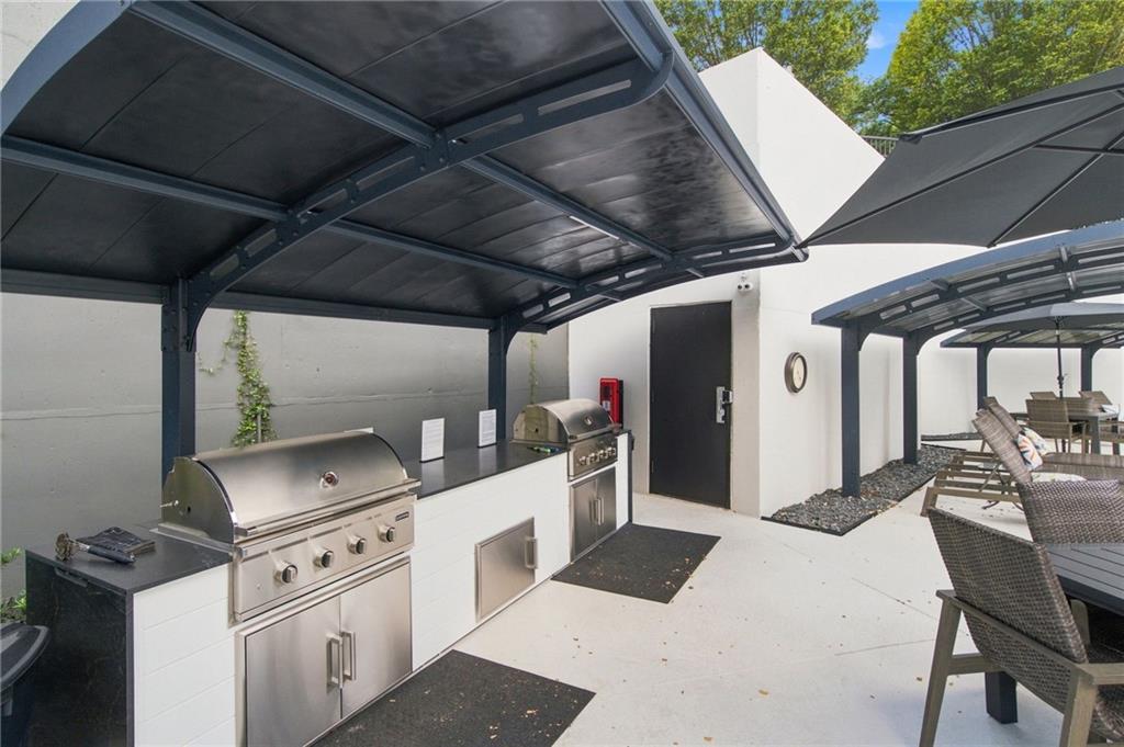 750 Park Avenue NE Unit 22W