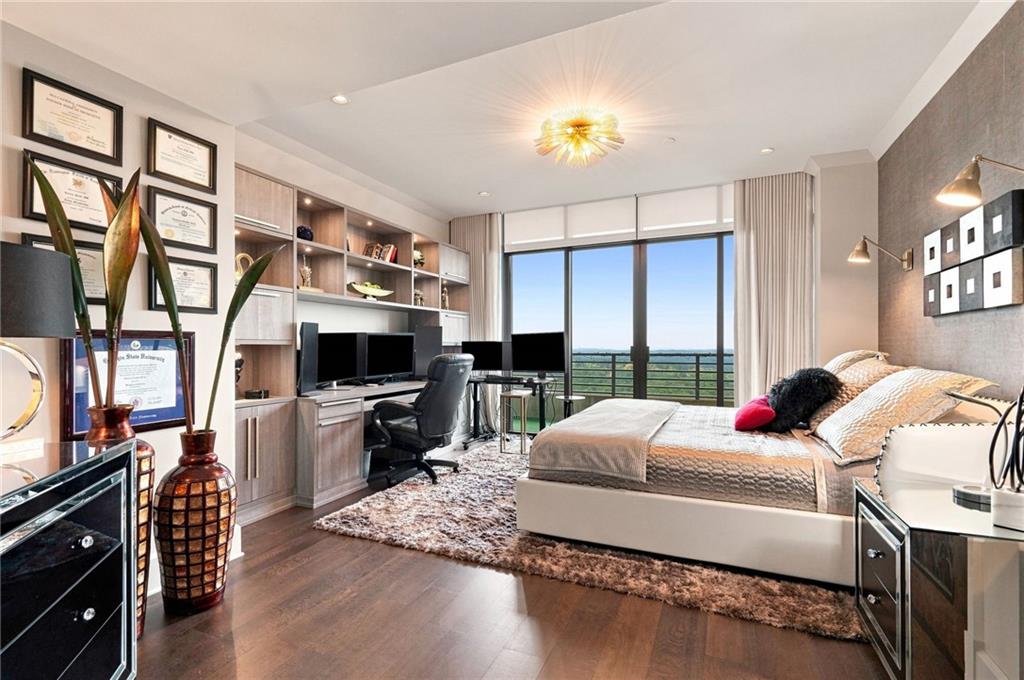 750 Park Avenue NE Unit 22W