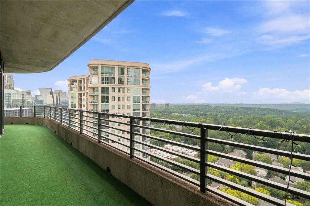 750 Park Avenue NE Unit 22W