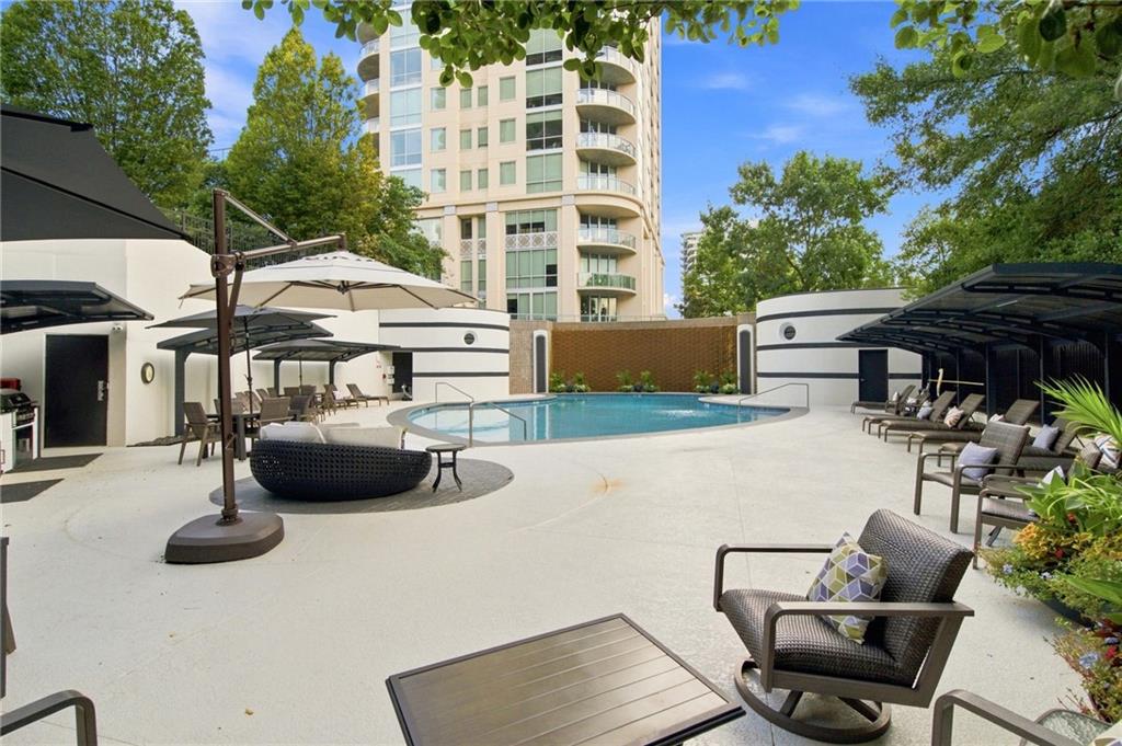 750 Park Avenue NE Unit 22W