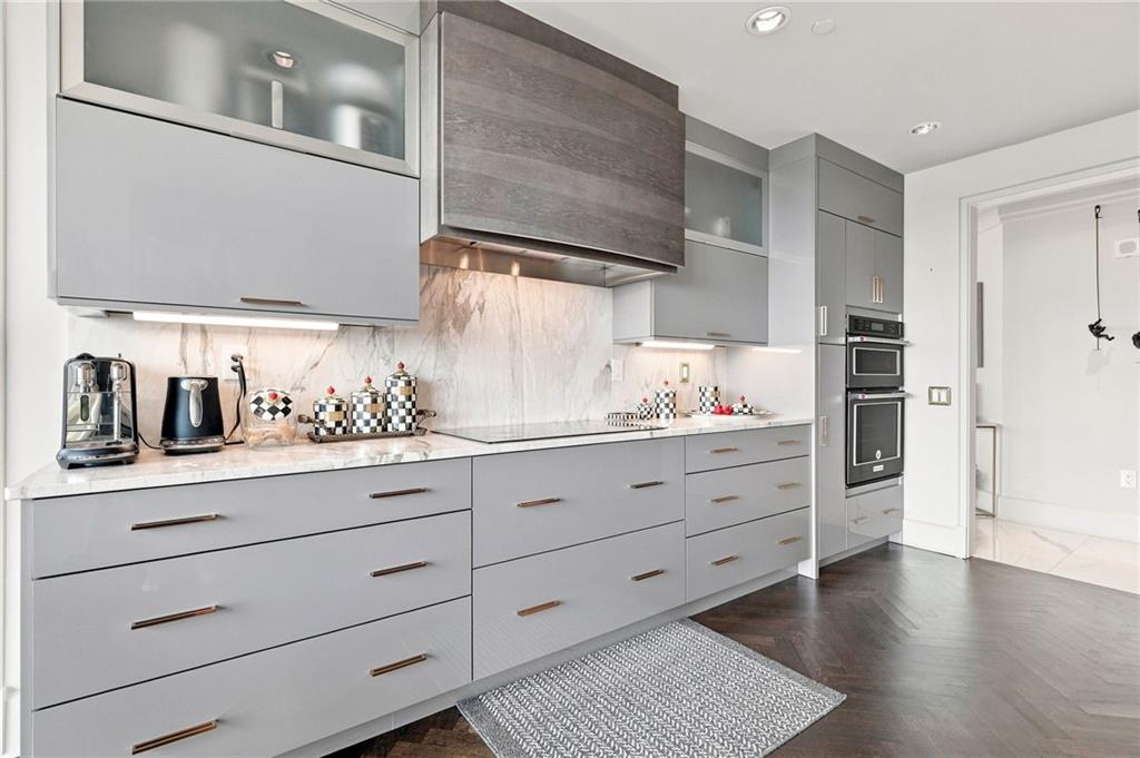 750 Park Avenue NE Unit 22W