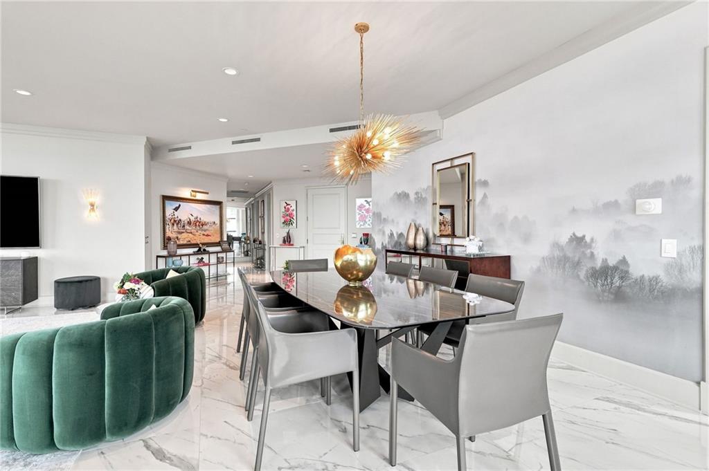 750 Park Avenue NE Unit 22W