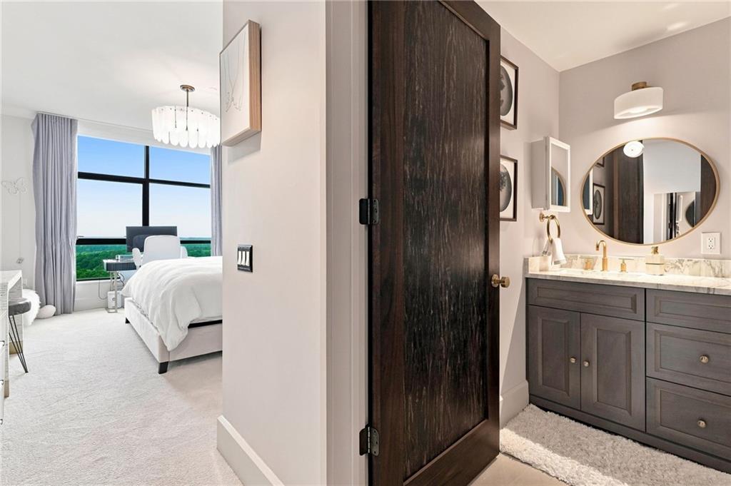 750 Park Avenue NE Unit 22W