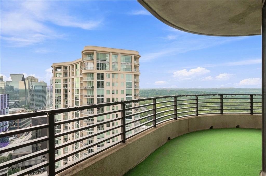 750 Park Avenue NE Unit 22W