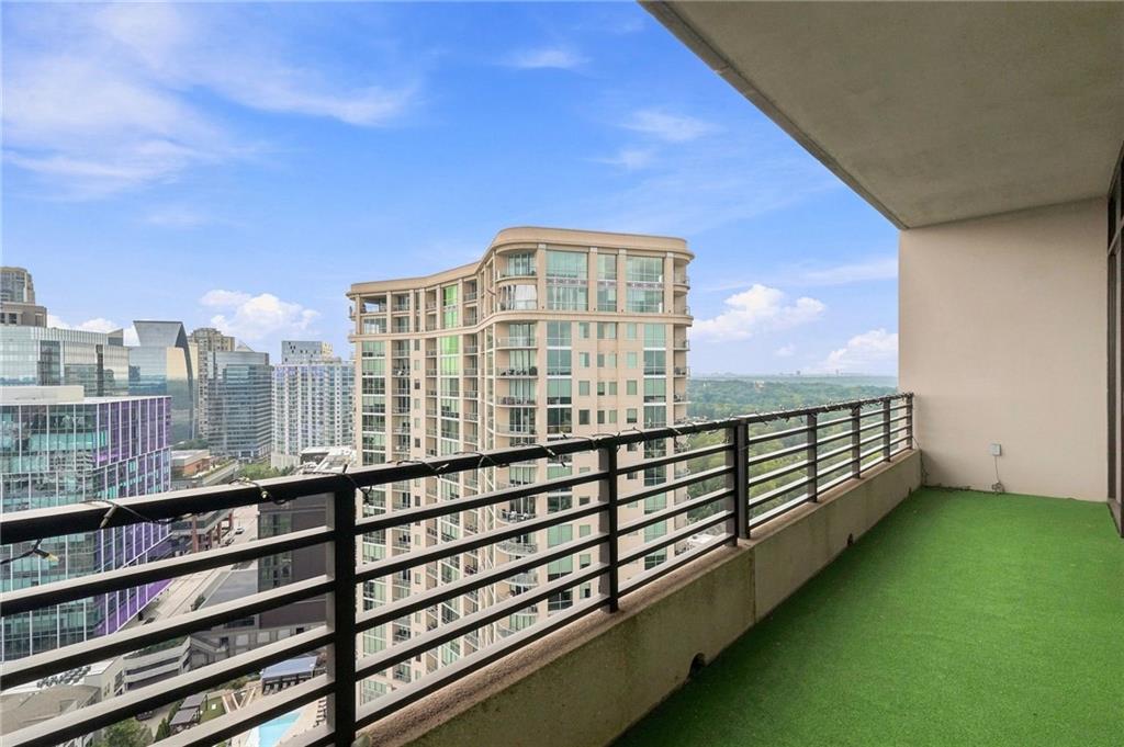 750 Park Avenue NE Unit 22W