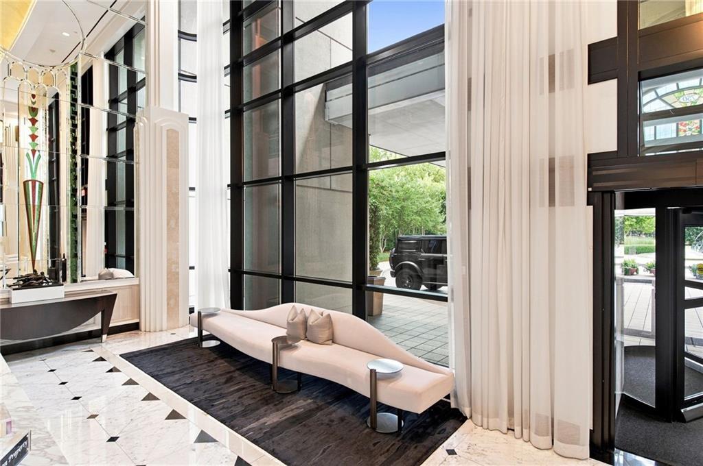 750 Park Avenue NE Unit 22W