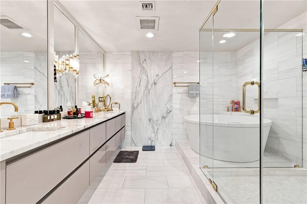 750 Park Avenue NE Unit 22W