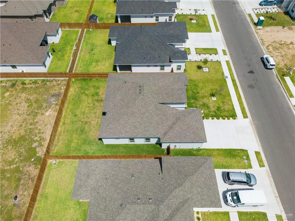 3209 E Bella Vista Avenue
