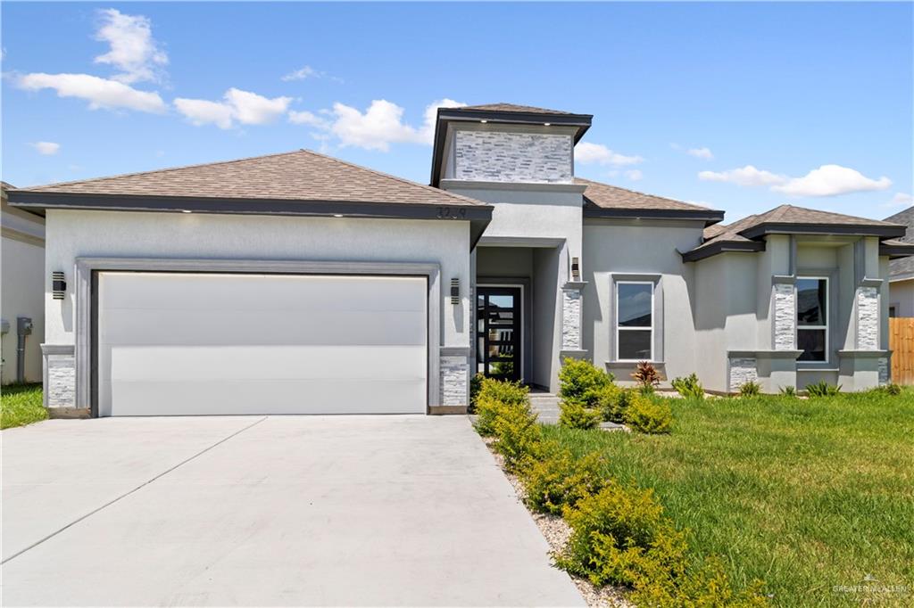 3209 E Bella Vista Avenue