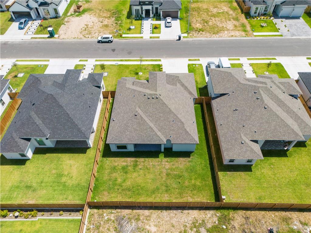 3209 E Bella Vista Avenue