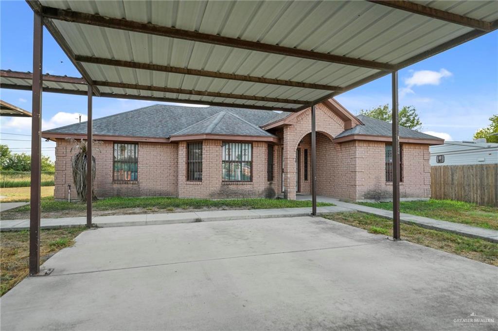 5801 Sunny Drive