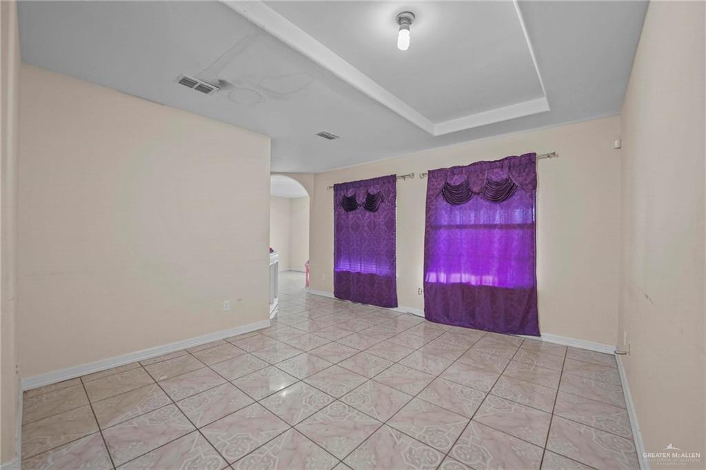 5801 Sunny Drive