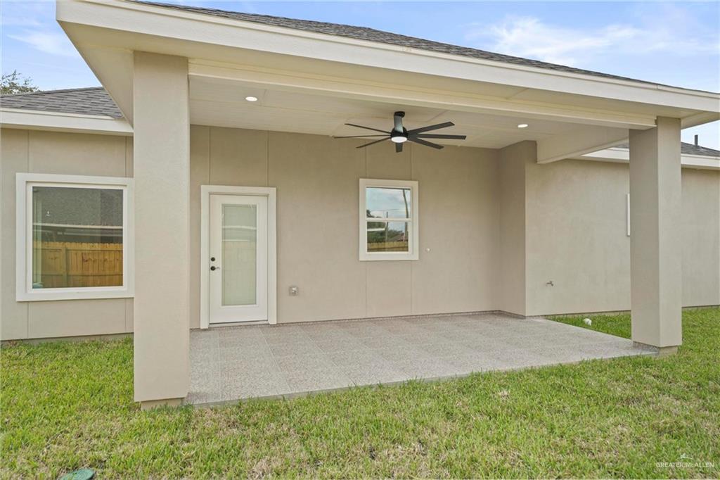 4208 Crisantema Street