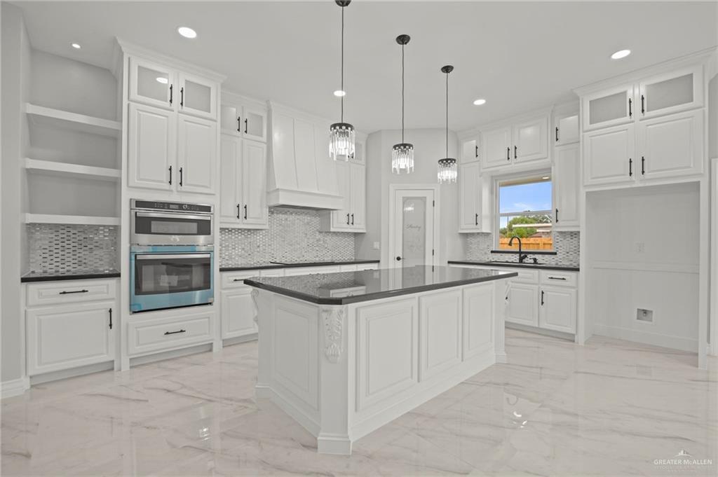 4208 Crisantema Street