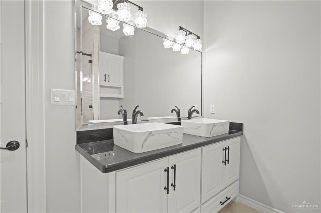 4208 Crisantema Street