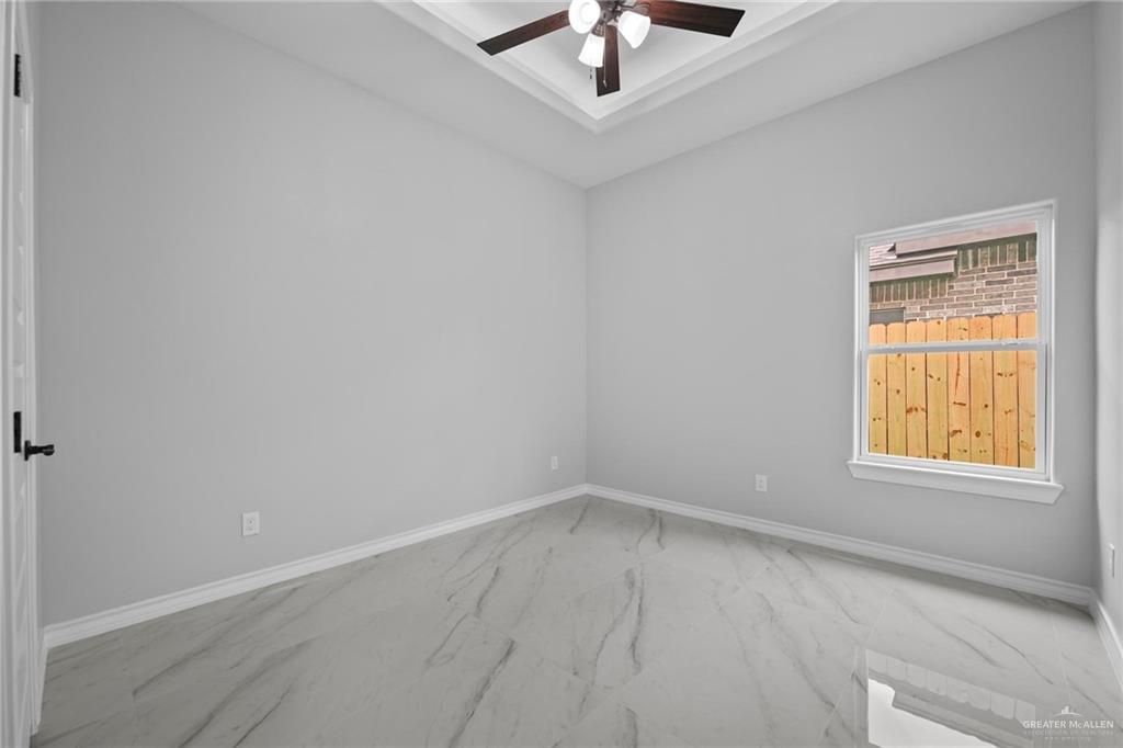 2010 W Sandstone Drive