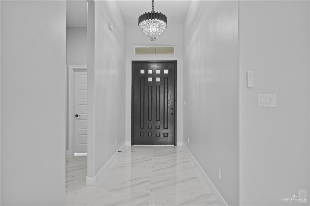 2010 W Sandstone Drive