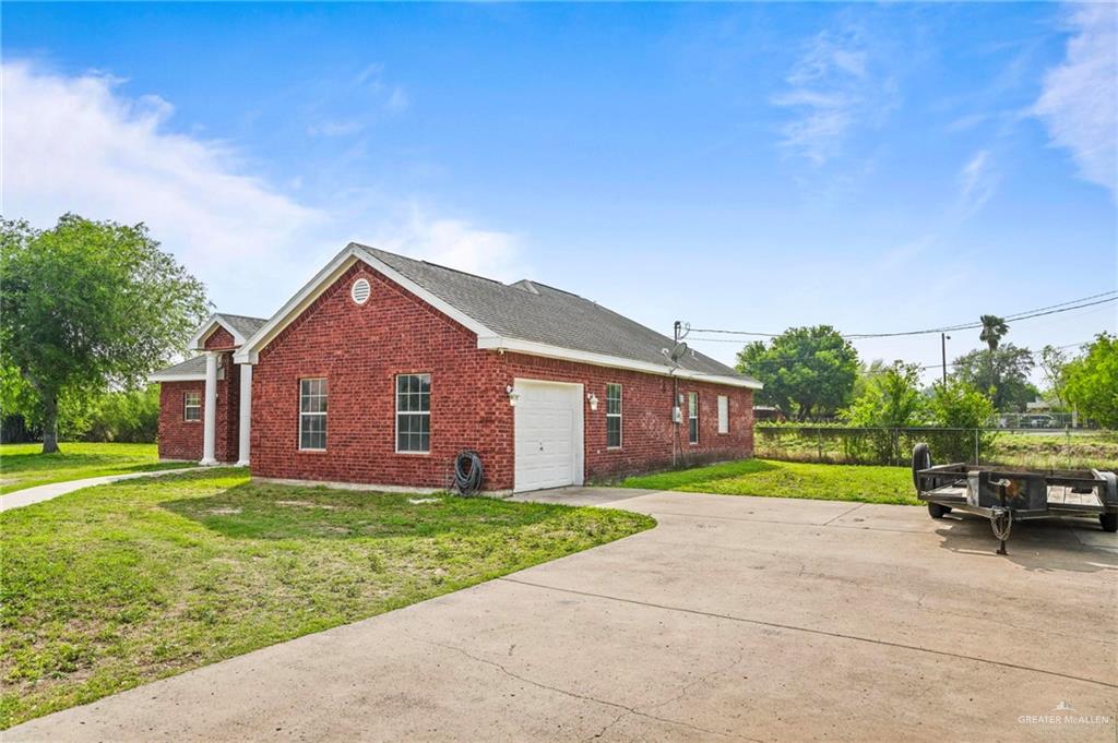 701 Flores Drive