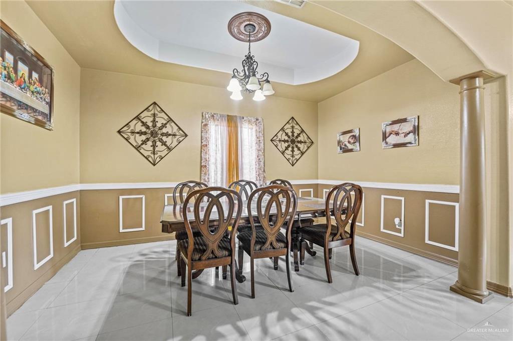 701 Flores Drive