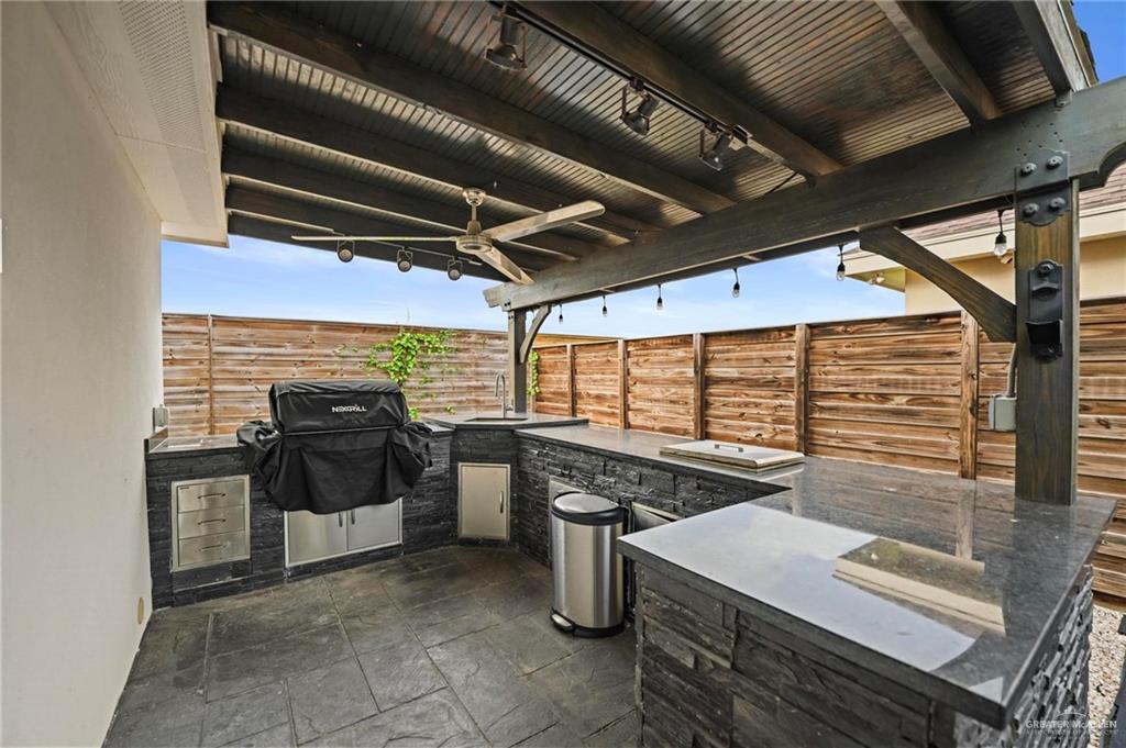 5812 Pelican Avenue, McAllen