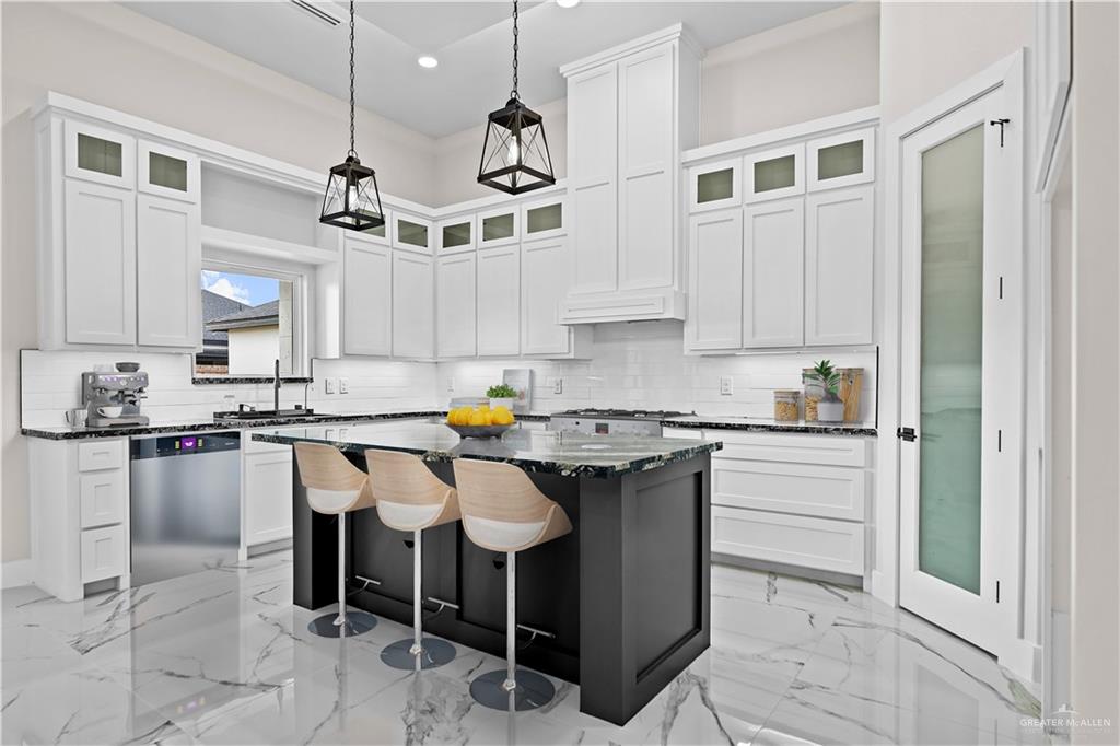 3113 S Auburndale Avenue