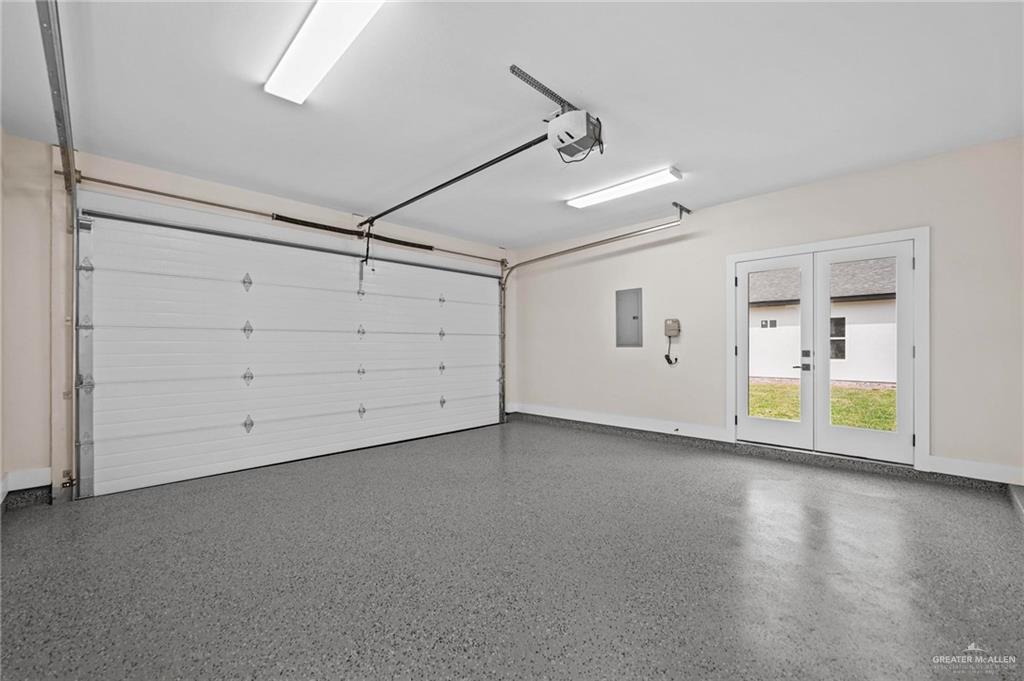 3113 S Auburndale Avenue