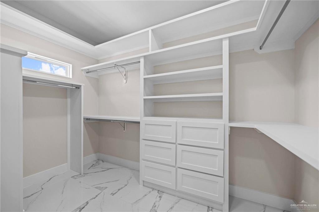 3113 S Auburndale Avenue