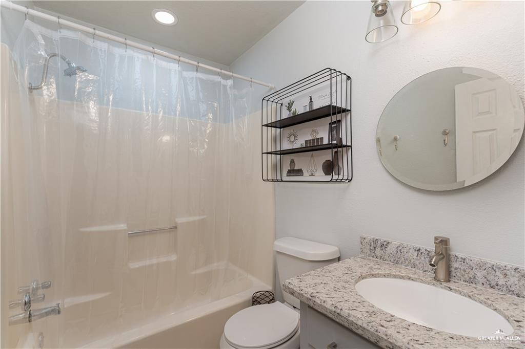 1406 Circle Drive