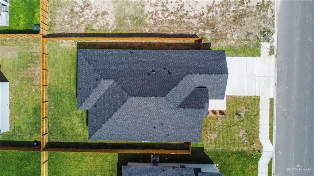 2217 N Venice Avenue