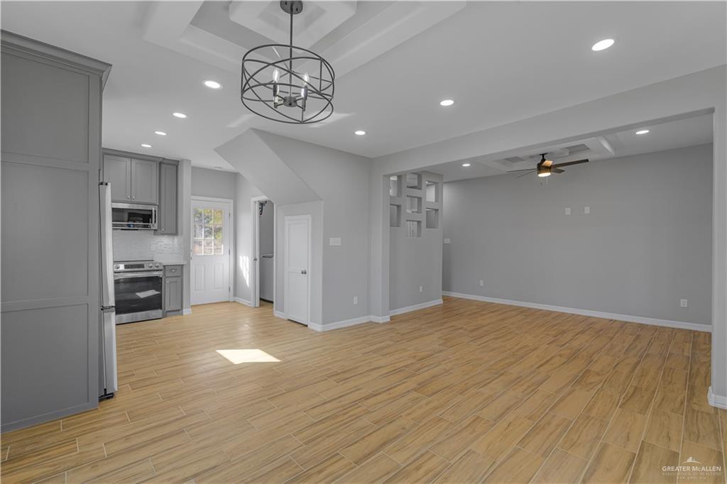 16625 Queen Palm Drive