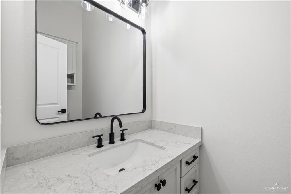 5004 Duke Avenue, McAllen