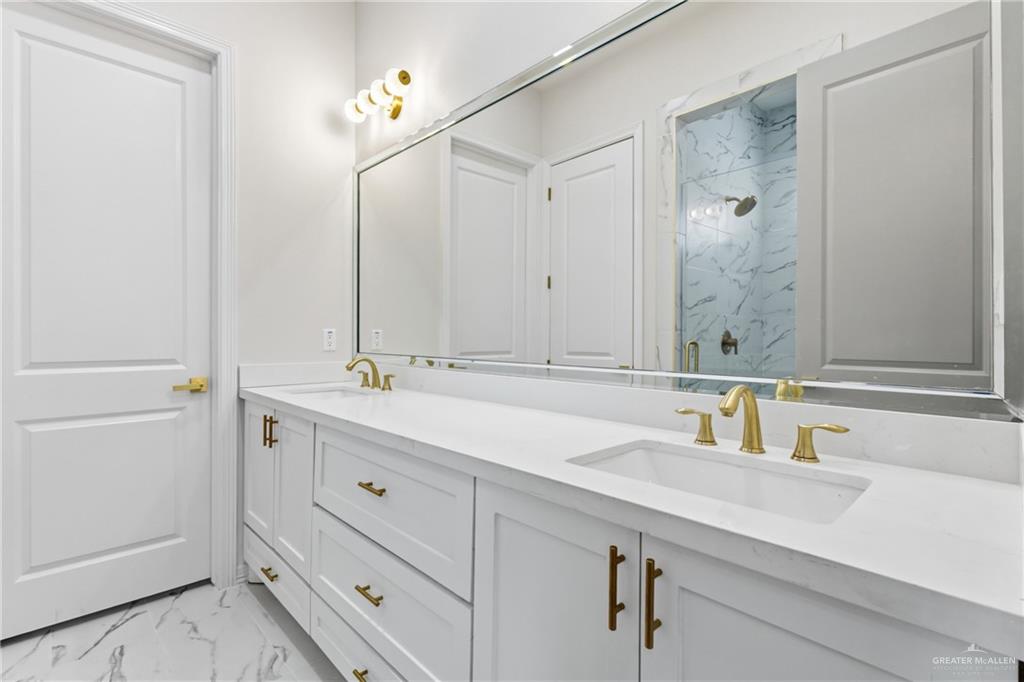 2002 Black Hills Street