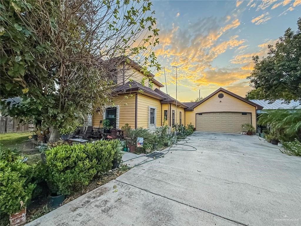 4701 Russell Circle