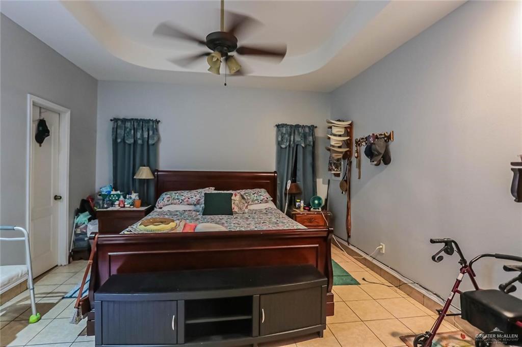 4701 Russell Circle