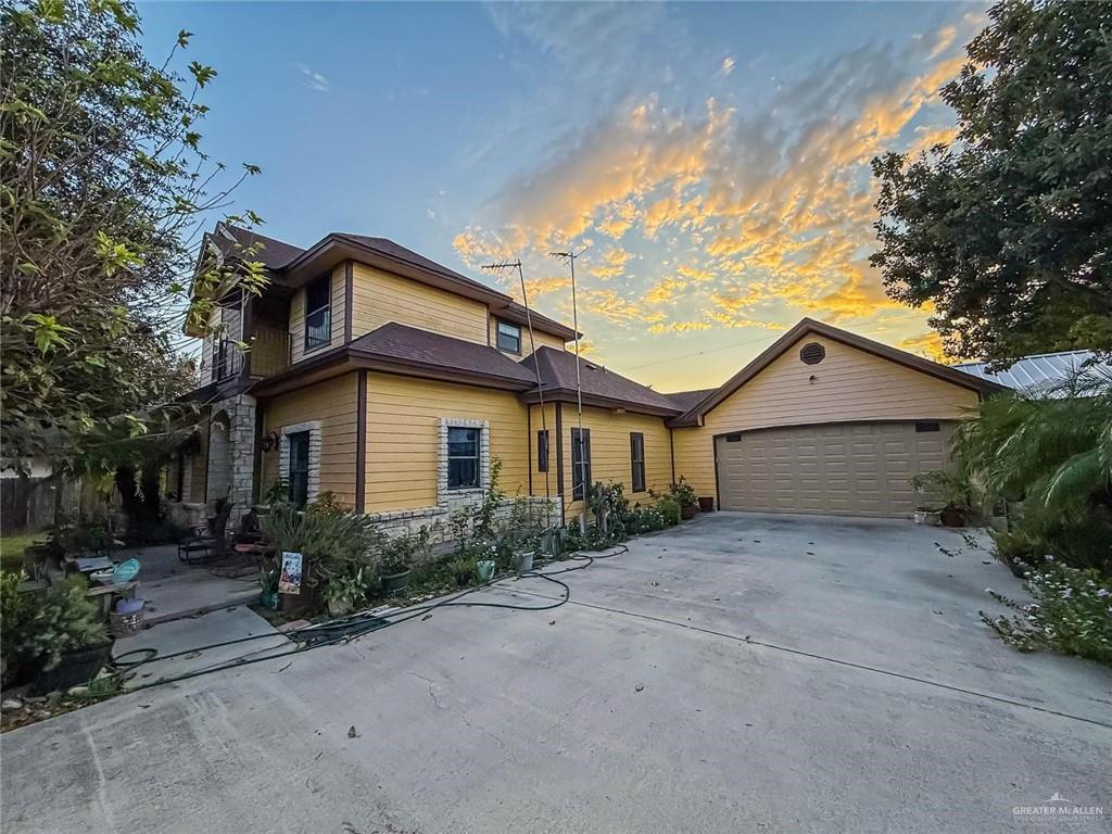 4701 Russell Circle