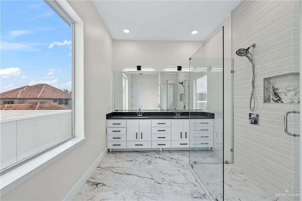 2224 S 45th Street S, McAllen