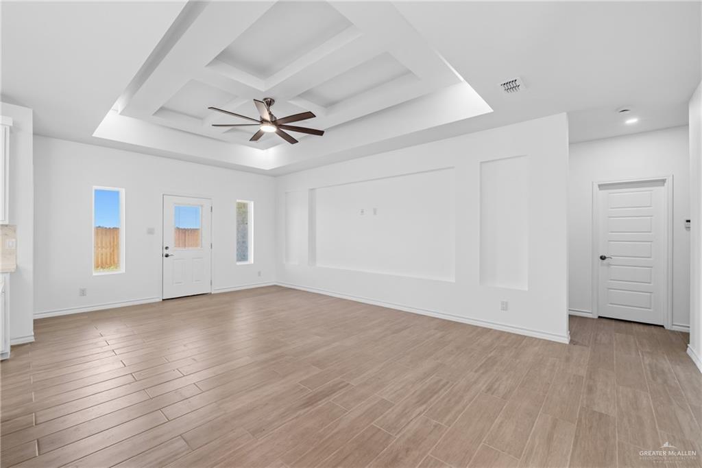 699 Foster Lane