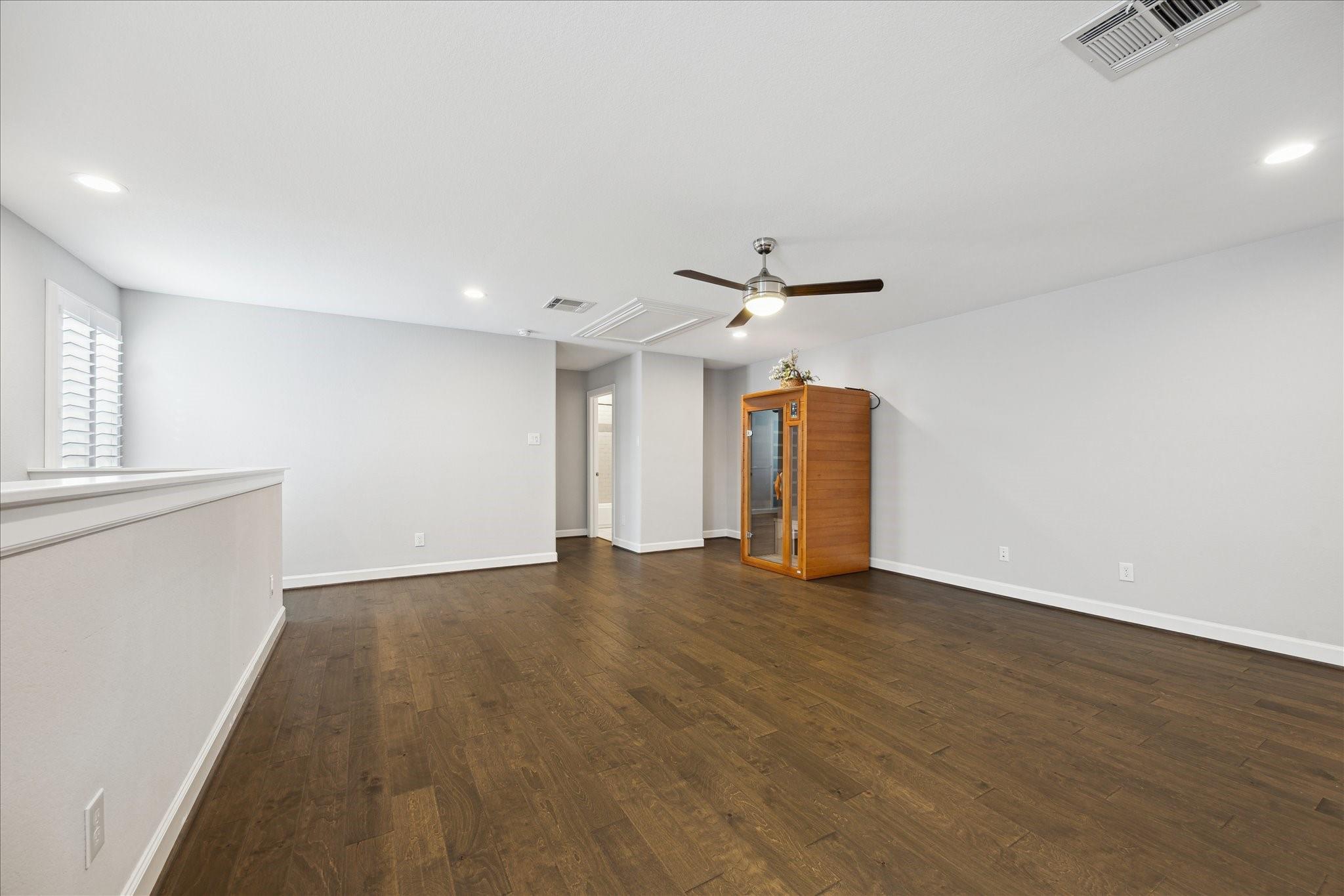 2430 Sheridan Street