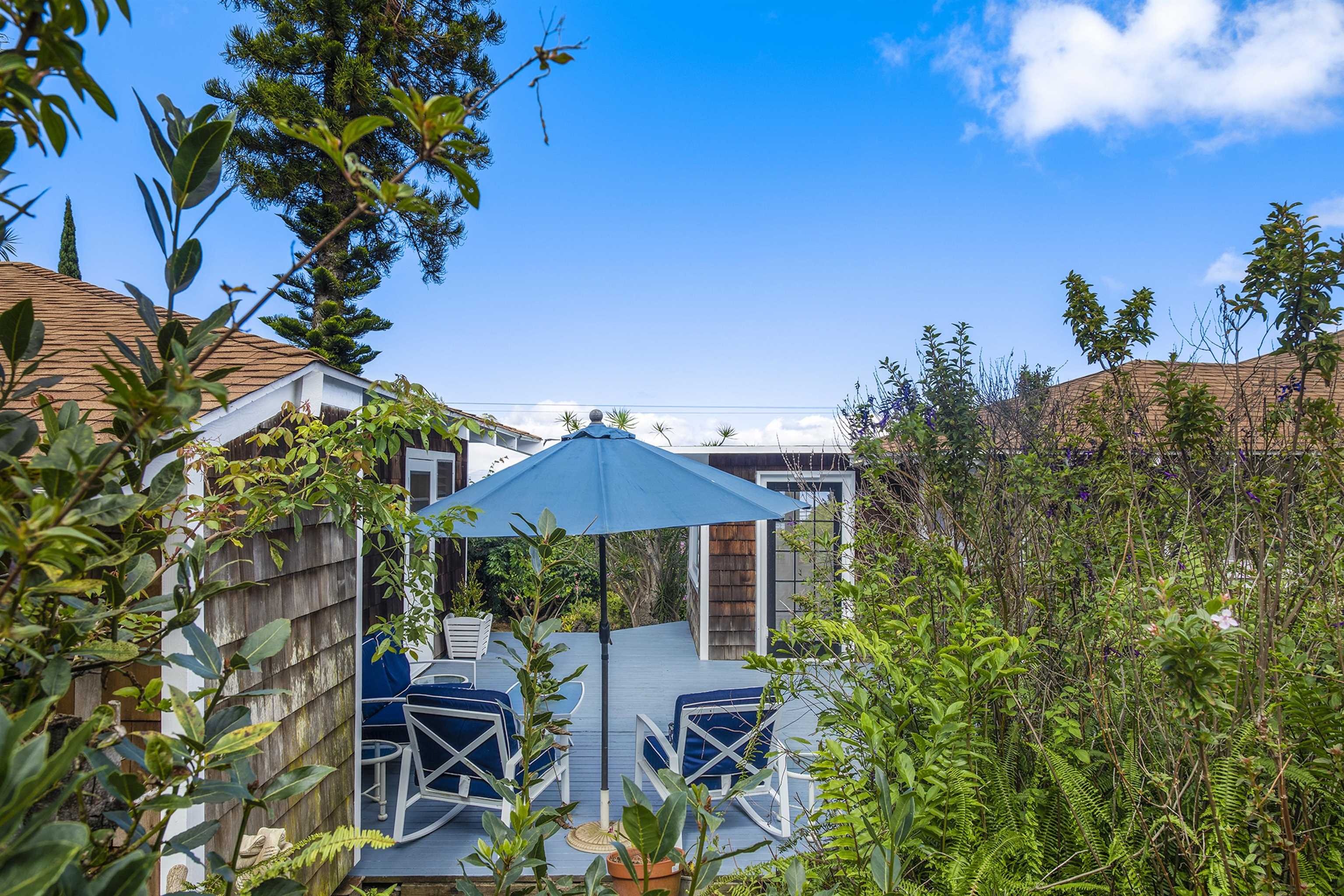 16 Maukanani Rd