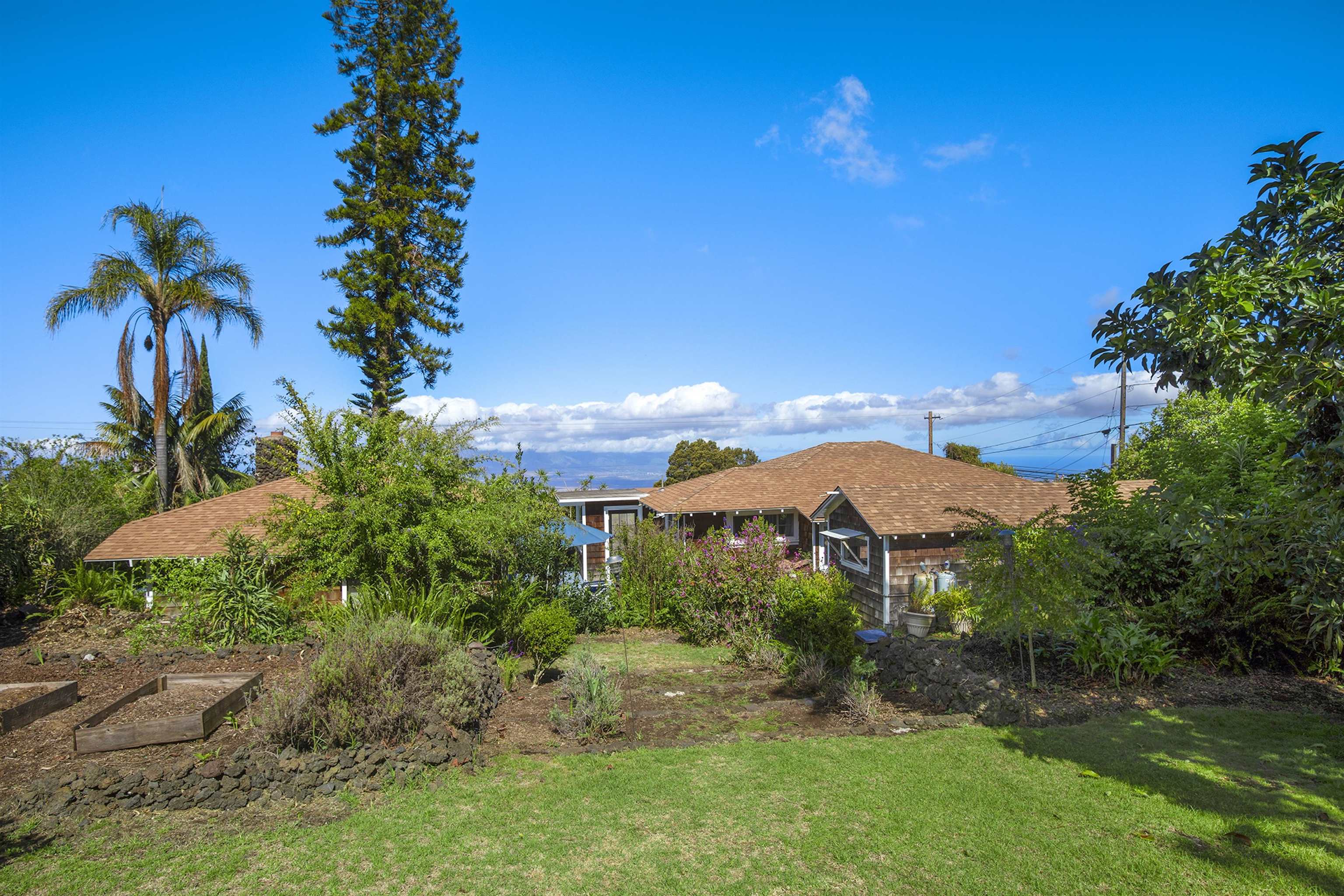 16 Maukanani Rd