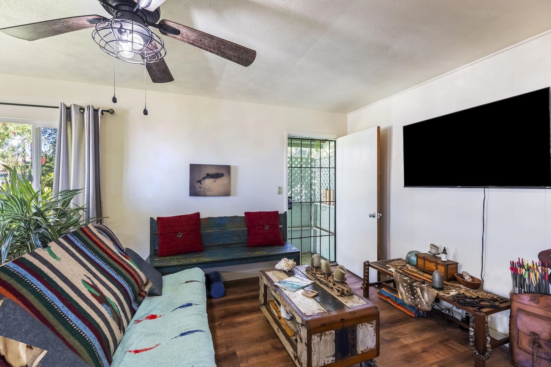 1144 Nakui St